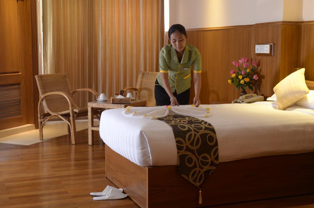 Hotel Sidney Янгон Экстерьер фото